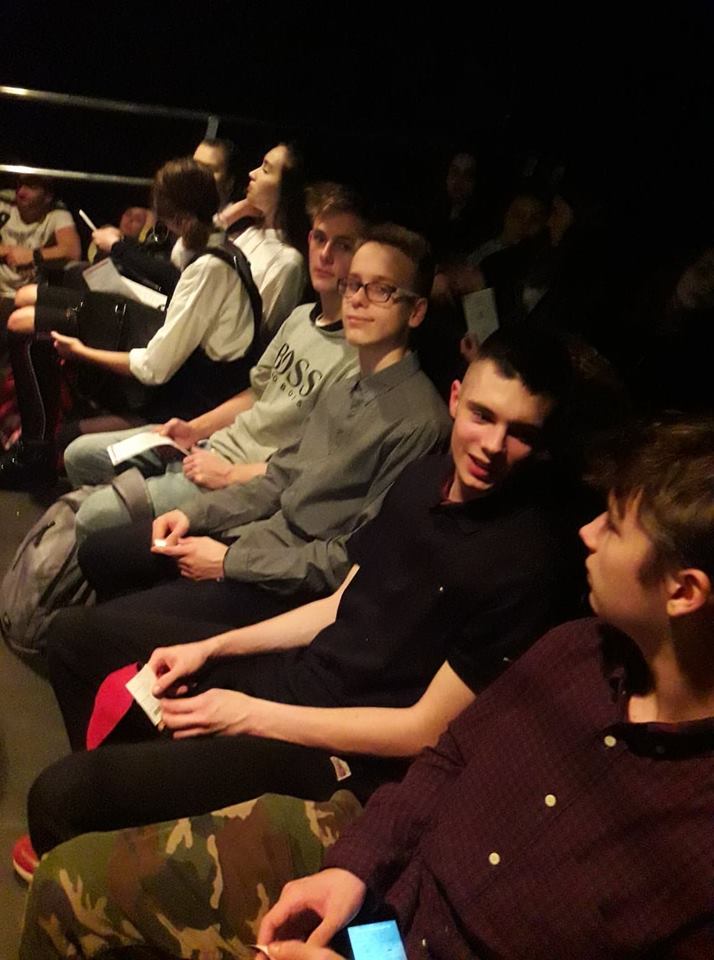 teatr 8